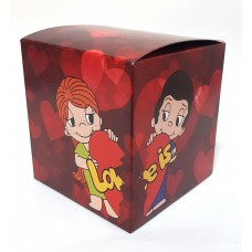 Подарочная коробка для кружки Love is 100х100х105 мм